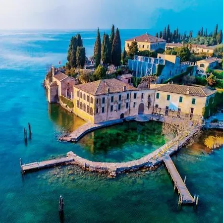 Konukevi La Terrazza Sul